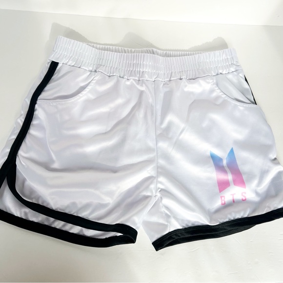 BTS Set, Shirt and Shorts - Picture 3 of 3